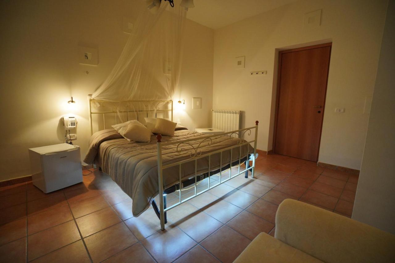 Hotel Stefany Lago Patria Eksteriør billede