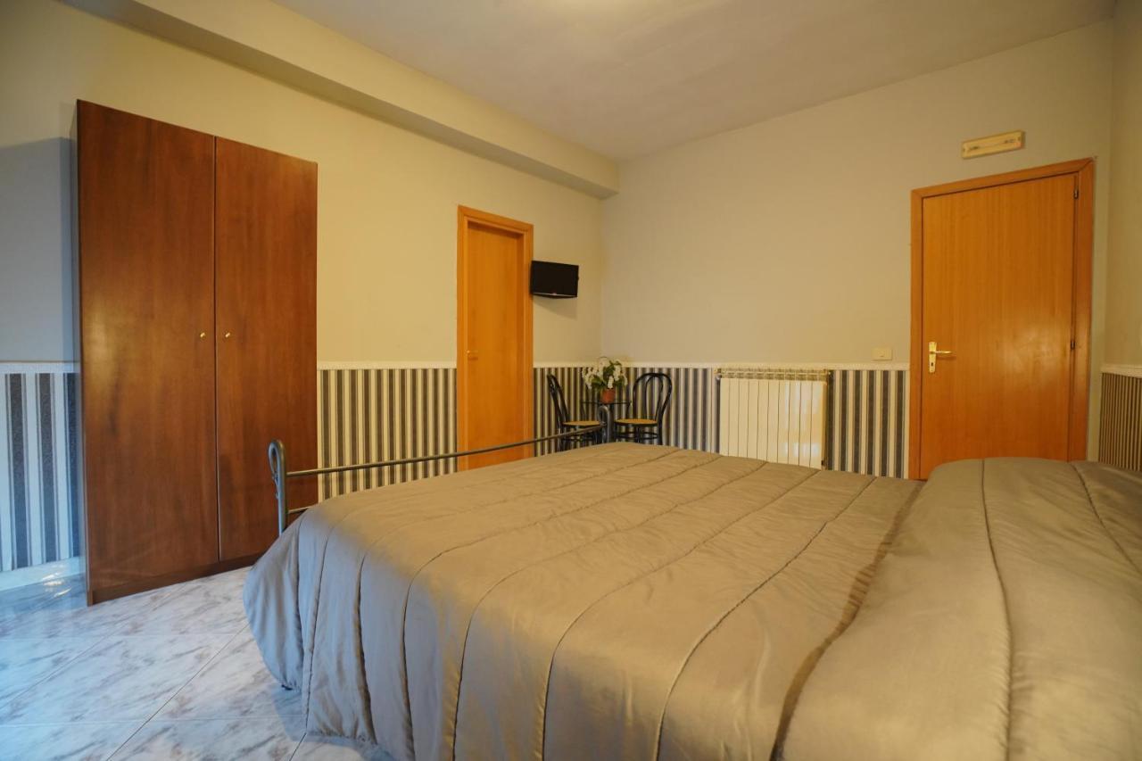 Hotel Stefany Lago Patria Eksteriør billede